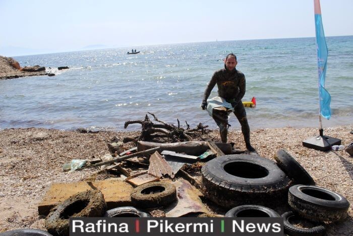 Ραφήνα:-Καθαρισμός-του-βυθού-από-το-Κόκκινο-Λιμανάκι-έως-το-αλιευτικό-καταφύγιο-στο-λιμάνι