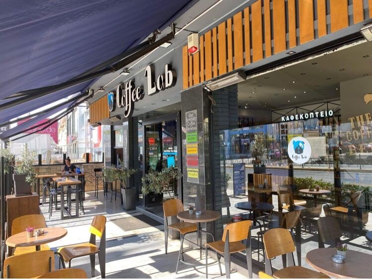 Πωλείται-επιχείρηση-snack-cafe-take-away-(coffee-lab)-στην-περιοχή-Γέρακα-Αττικής-επί-της-Λ.-Μαραθώνος