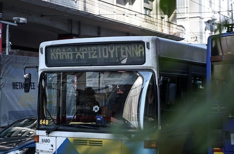 Πώς-θα-κινηθούν-τα-Μέσα-Μαζικής-Μεταφοράς-τα-Χριστούγεννα-–-ΚΤΕΛ-–-Μετρό-Λεωφορεία-–-Τρόλεϊ