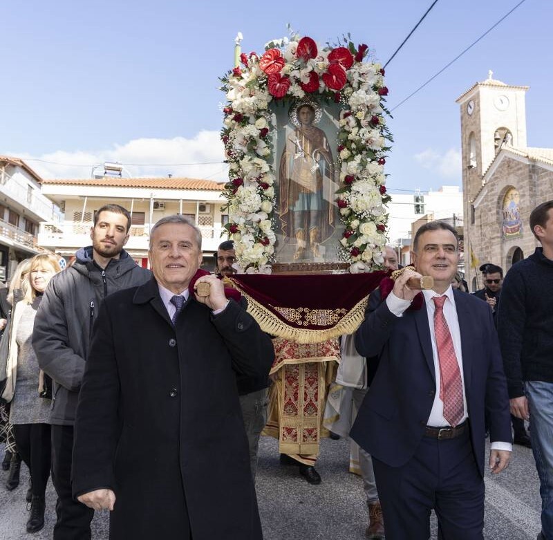 Με-κάθε-μεγαλοπρέπεια-η-Παλλήνη-γιόρτασε-τον-Πολιούχο-της-Άγιο-Τρύφωνα