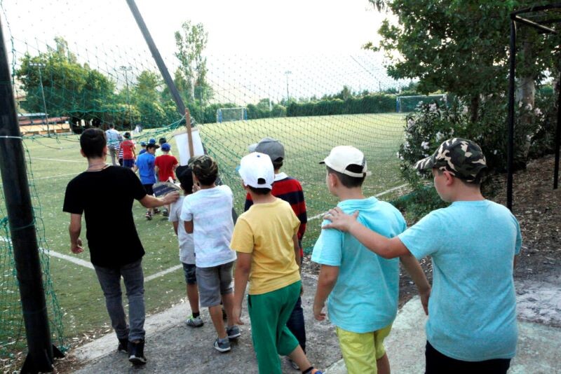 Γραμματικό:-Εισαγγελική-παρέμβαση-μετά-από-καταγγελίες-πως-100-παιδιά-δηλητηριάστηκαν-στην-κατασκήνωση