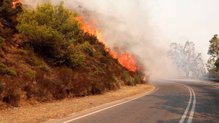 Φωτιά-στην-Αττική:-tα-κυριότερα-μέτωπα-–-Όλες-οι-κυκλοφοριακές-ρυθμίσεις-–-anattica