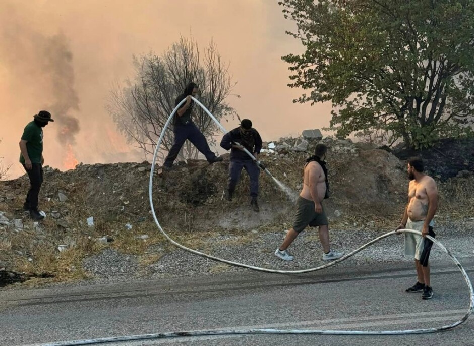 Παλλήνη:-Η-ανάρτηση-του-Χρήστου-Αηδόνη-για-την-φωτιά-–-anattica