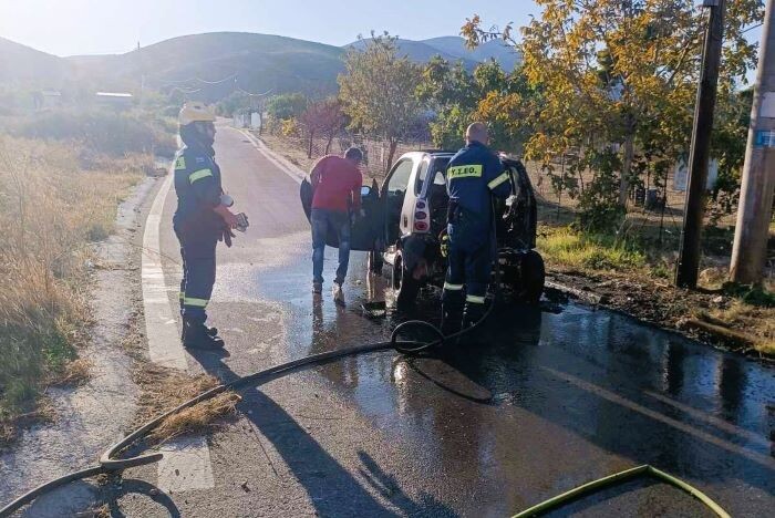 Όχημα-κάηκε-ολοσχερώς-στον-Προβάλινθο-–-Άμεση-επέμβαση-από-το-Πυροσβεστικό-Σώμα-Εθελοντών